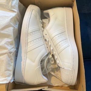 Men’s Classic Shell Toe Sneakers